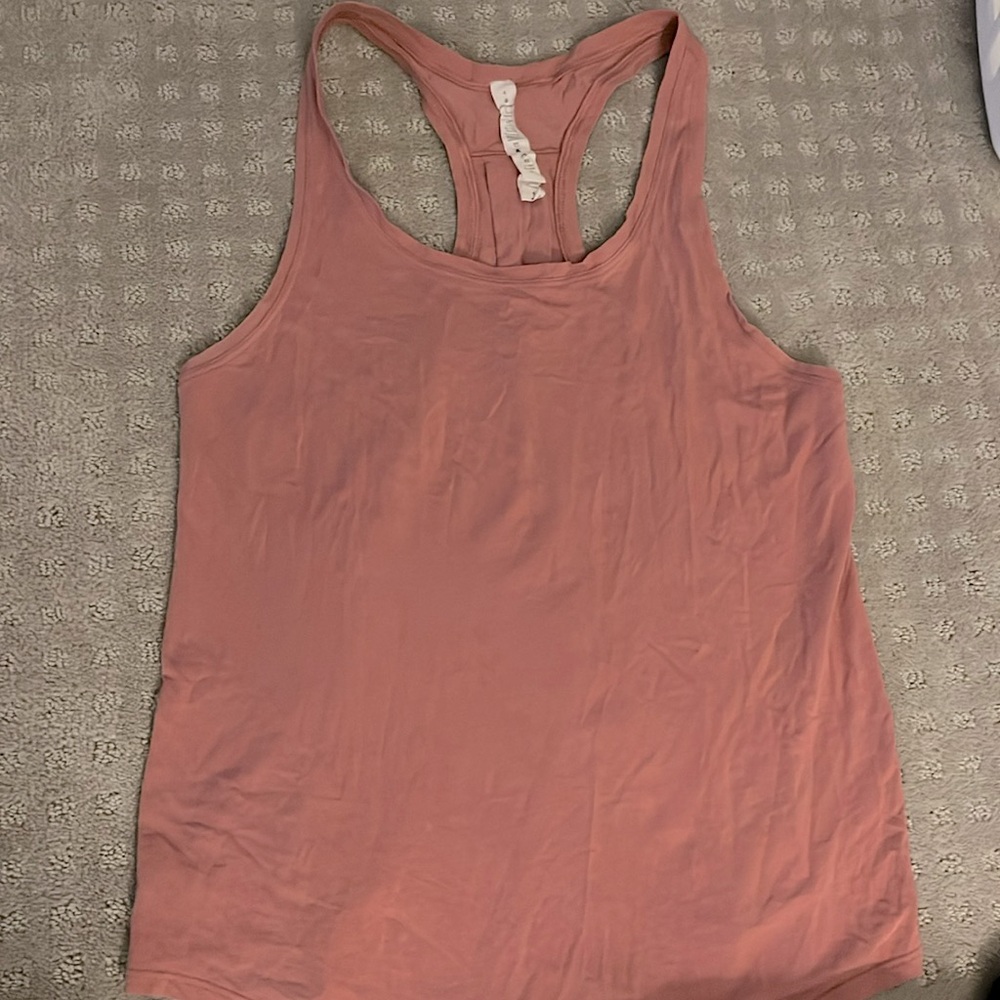 Like New- Lululemon top